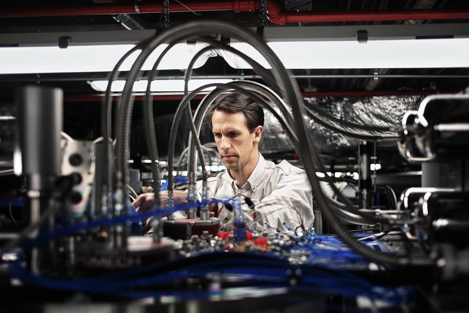 Why the mind-bending physics of quantum computing is terrifying for bitcoin and crypto