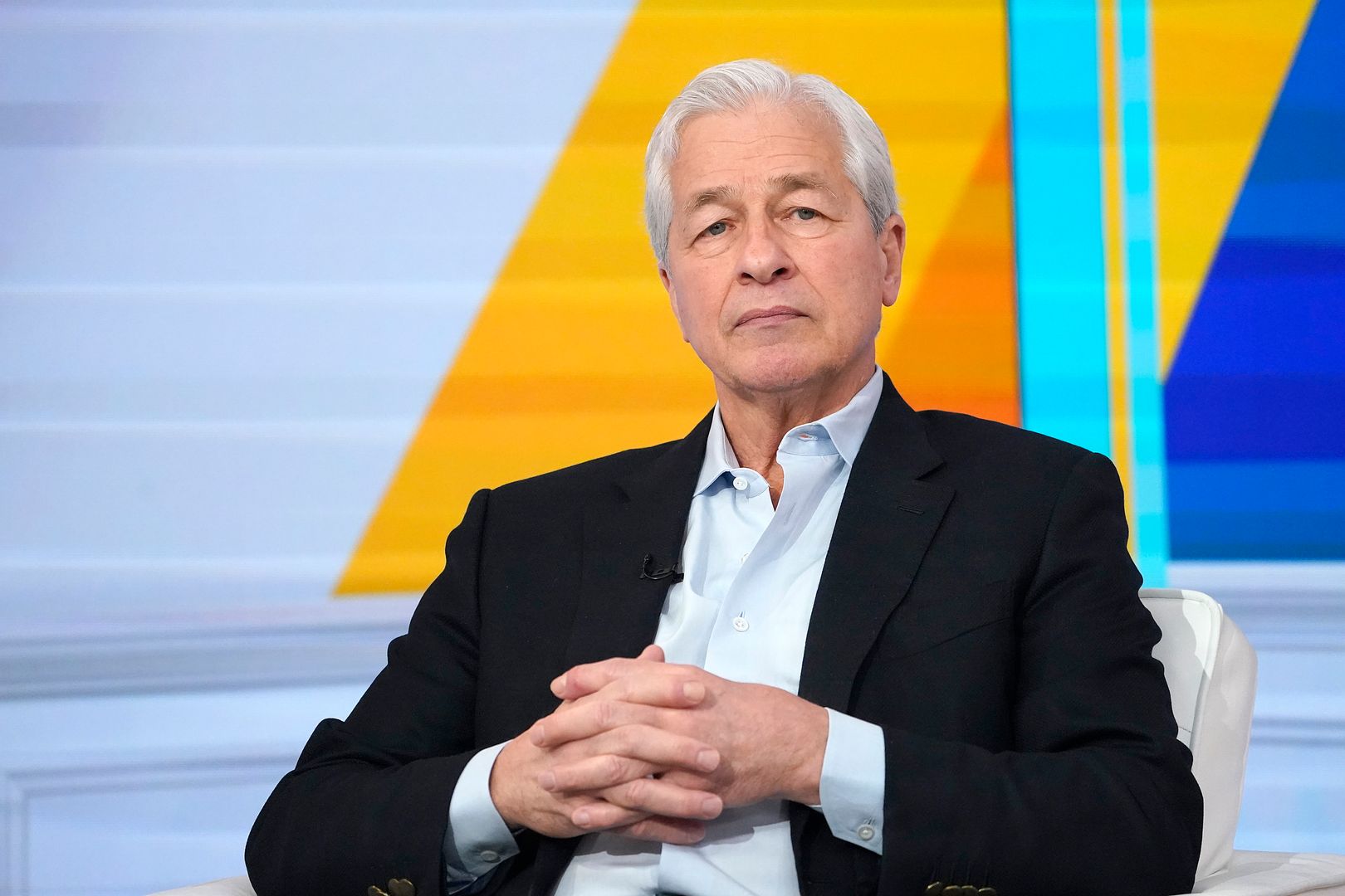 JP Morgan's Dimon escalates battle over stablecoin rewards in CLARITY Act debate
