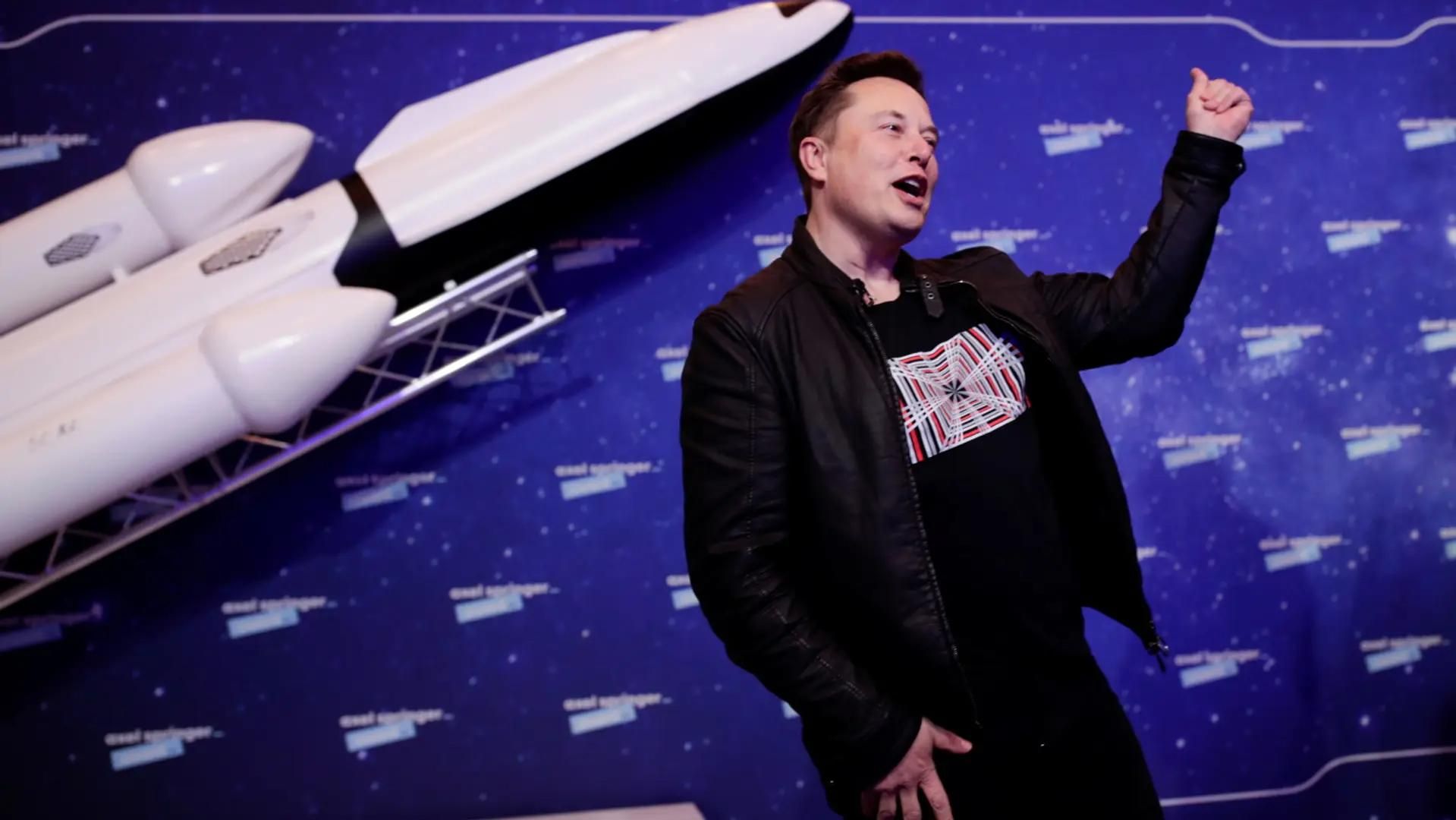 Are retail traders selling bitcoin to buy Elon Musk's SpaceX IPO?