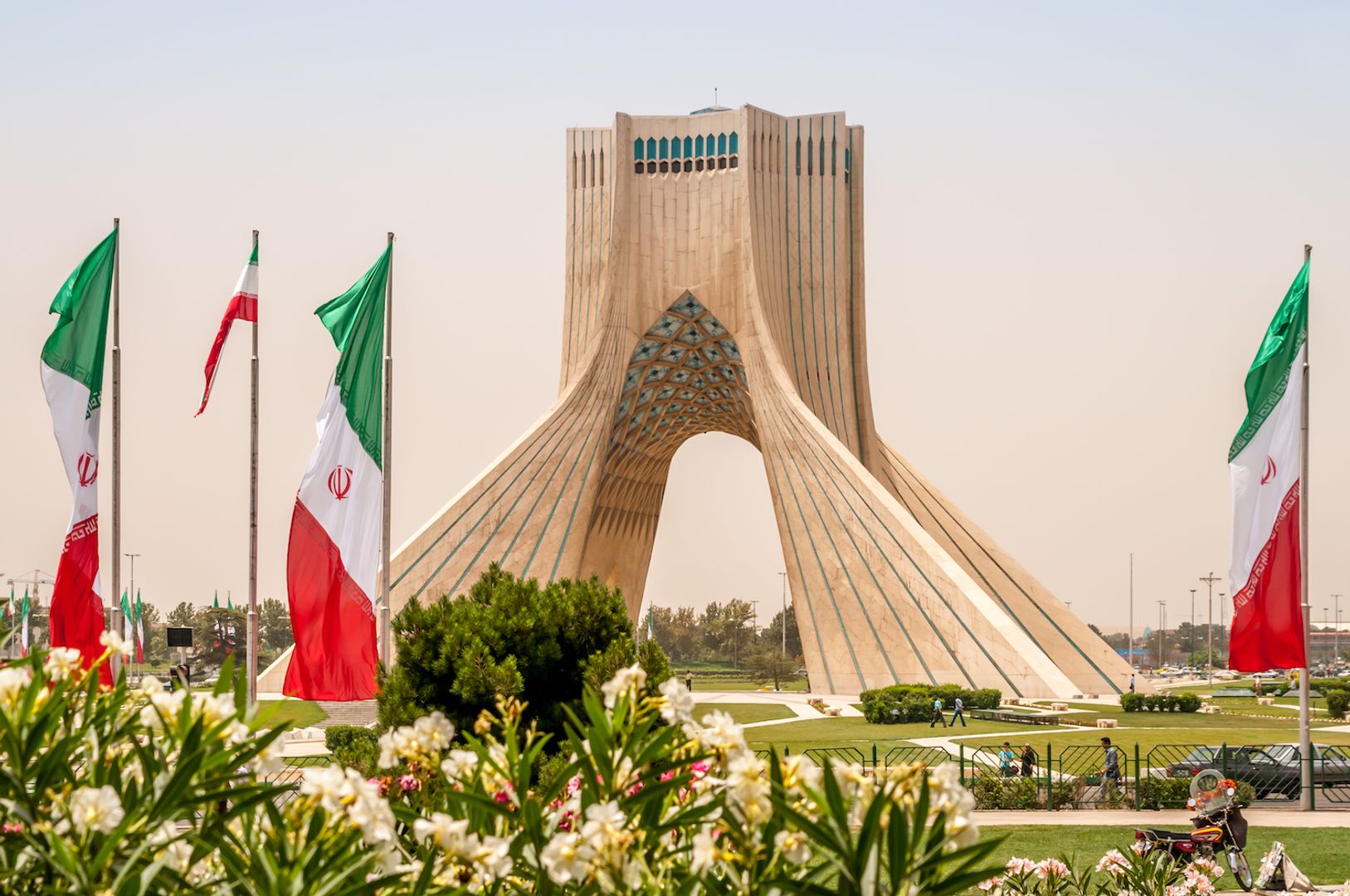 Geopolitical relief meets the Warsh Fed: Crypto Week Ahead
