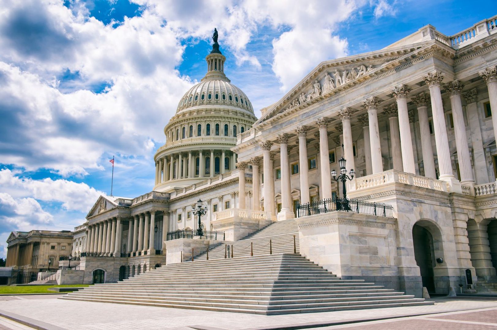 Bernstein warns Clarity Act failure could spark another crypto selloff